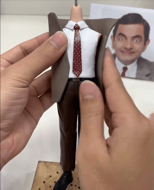 dress the bobblehead